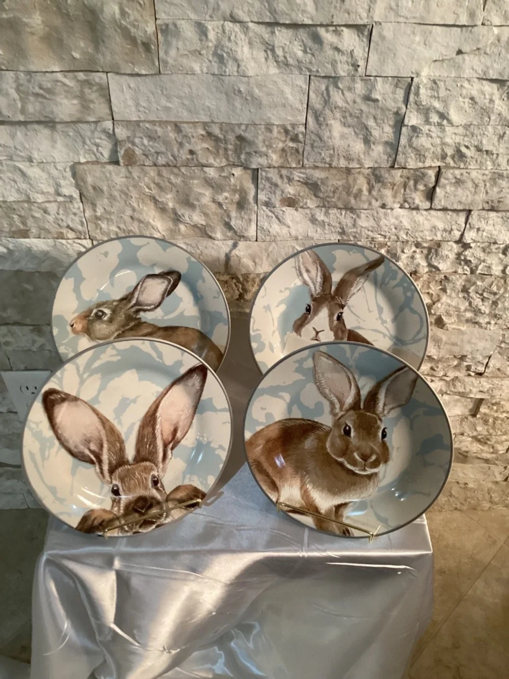 Williams Sonoma Damask Easter Bunny Plates and Bowls Set - 8 Piece Retired